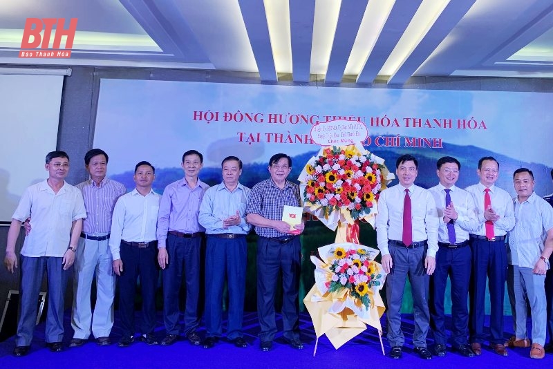 Hội đồng hương Thiệu Hoá tại TP Hồ Chí Minh hỗ trợ huyện 750 triệu đồng xây “Nhà đại đoàn kết”