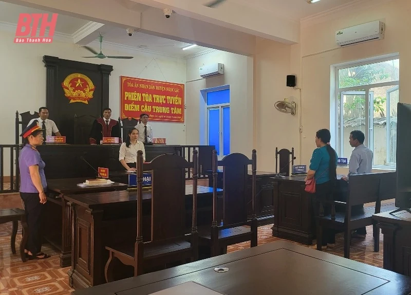 TAND huyện Ngọc Lặc xét xử trực tuyến 5 vụ án hình sự