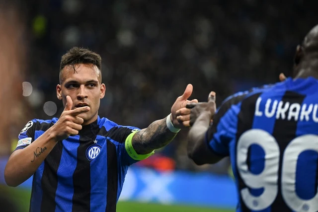CĐV Đông Nam Á: “Chung kết SEA Games hay hơn World Cup”; Inter đánh bại kình địch AC Milan để vào chung kết