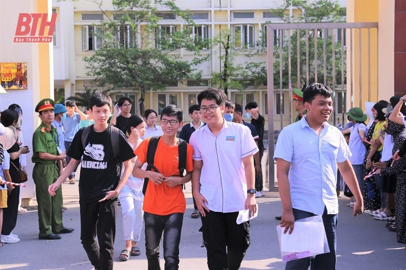 Kỳ thi tuyển sinh vào lớp 10 Trường THPT Chuyên Lam Sơn kết thúc an toàn, nghiêm túc, đúng quy chế