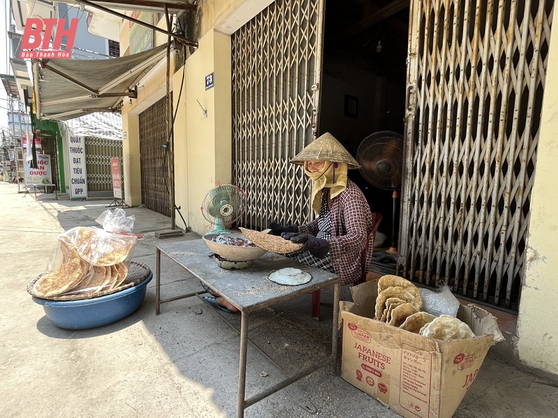 Làng nghề “ăn nắng”