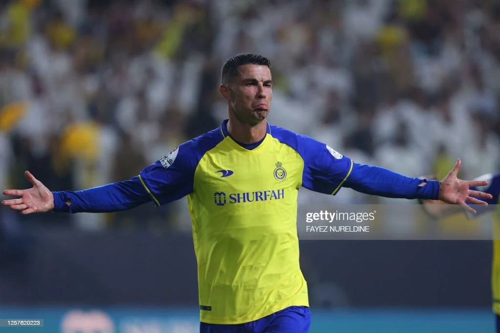 Việt Nam sở hữu bản quyền World Cup nữ 2023; Ronaldo lập siêu phẩm giúp Al-Nassr lội ngược dòng