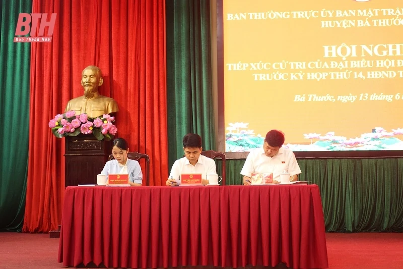 Đại biểu HĐND tỉnh tiếp xúc cử tri huyện Bá Thước