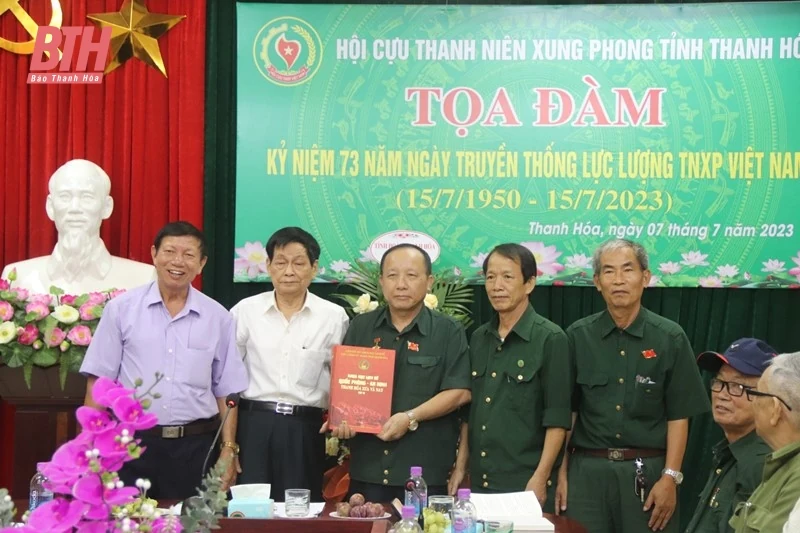 Tọa đàm kỷ niệm 73 năm Ngày truyền thống lực lượng thanh niên xung phong Việt Nam 