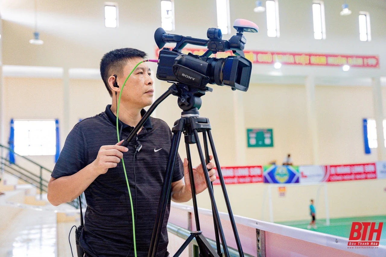 Đằng sau thành công của giải đấu là nỗ lực của cả một ekip!