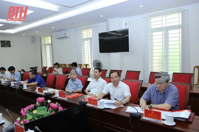 Đoàn khảo sát phục vụ Đề tài nghiên cứu khoa học cấp Nhà nước làm việc với Ban Tổ chức Tỉnh ủy