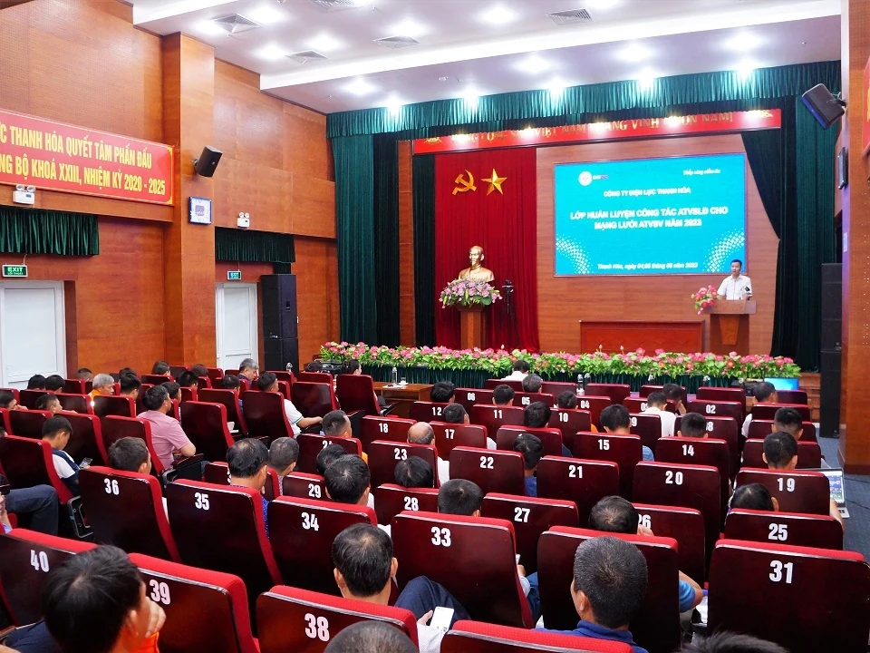 PC Thanh Hóa tổ chức huấn luyện công tác An toàn vệ sinh lao động