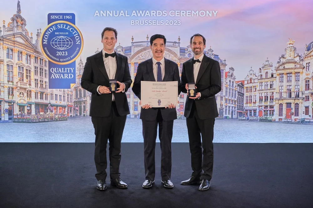 Vinamilk sở hữu thêm các “giải vàng” chất lượng từ giải thưởng quốc tế Monde Seclectiontại Bỉ
