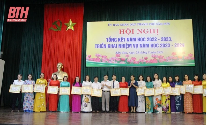 TP Sầm Sơn: Nhiều kết quả nổi bật trong năm học 2022-2023