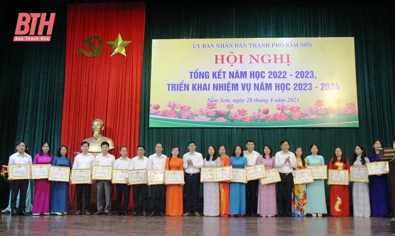 TP Sầm Sơn: Nhiều kết quả nổi bật trong năm học 2022-2023