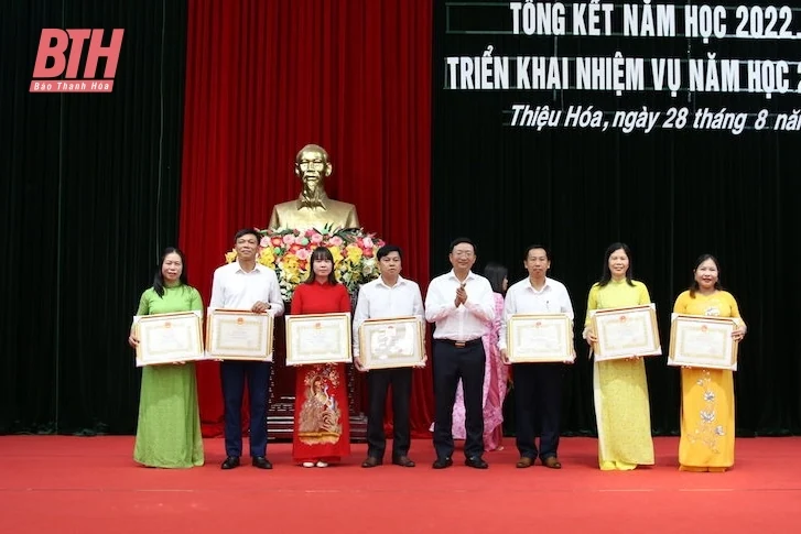 Thiệu Hóa tổng kết năm học 2022-2023, triển khai nhiệm vụ năm học 2023-2024