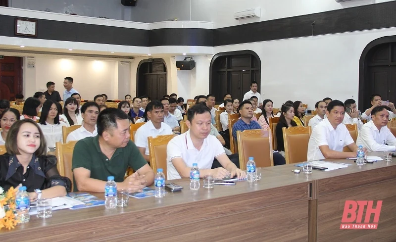Đào tạo doanh nhân “tự tin giao tiếp, thuyết trình hiệu quả”