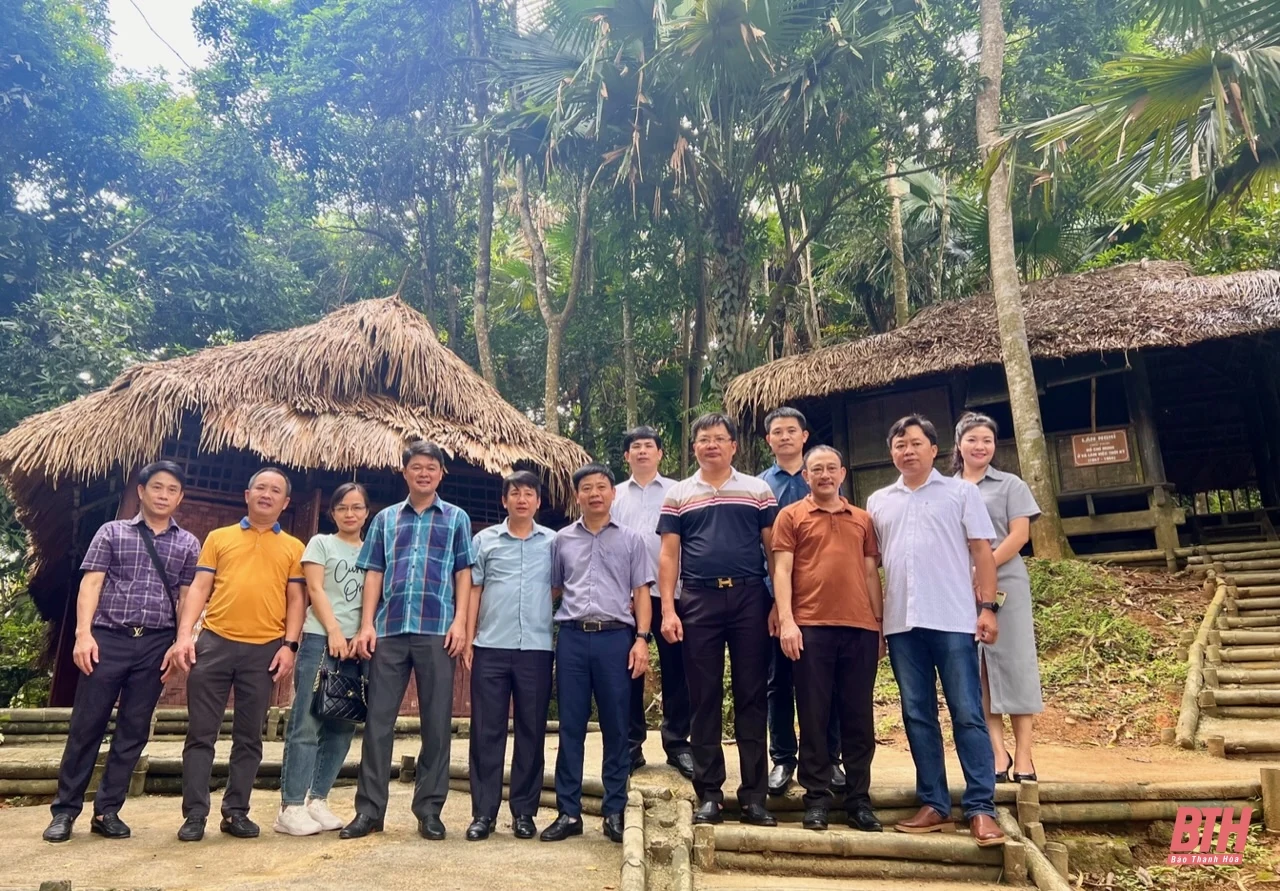 Báo Thanh Hóa, Nghệ An, Hà Tĩnh trao đổi kinh nghiệm tại Báo Thái Nguyên và dâng hương tại Khu di tích Quốc gia đặc biệt ATK Định Hóa
