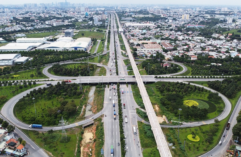 Sức bật của bất động sản gần kề cao tốc