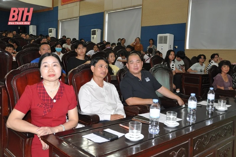 Ấm áp chương trình “Tết trung thu - Tết của tình yêu thương”