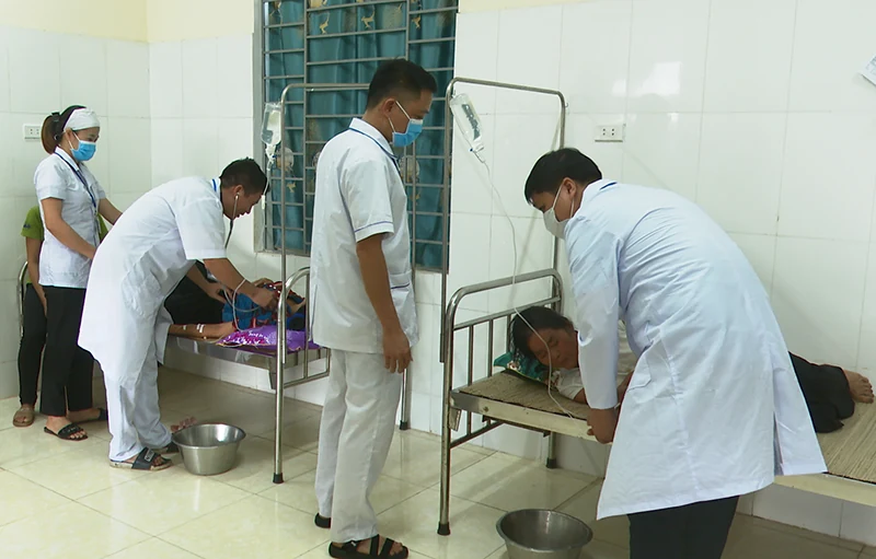 Diễn tập xử lý ngộ độc thực phẩm tại các bữa ăn tập trung đông người