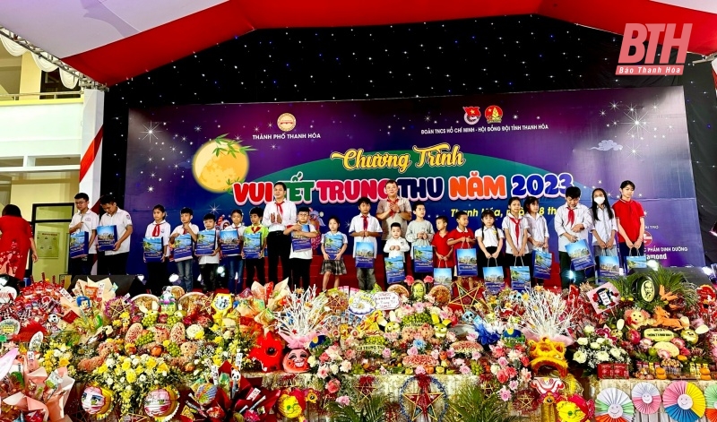 Chương trình Vui Tết Trung thu năm 2023 tại Trường TH Minh Khai 2