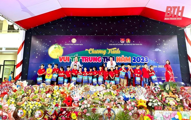 Chương trình Vui Tết Trung thu năm 2023 tại Trường TH Minh Khai 2