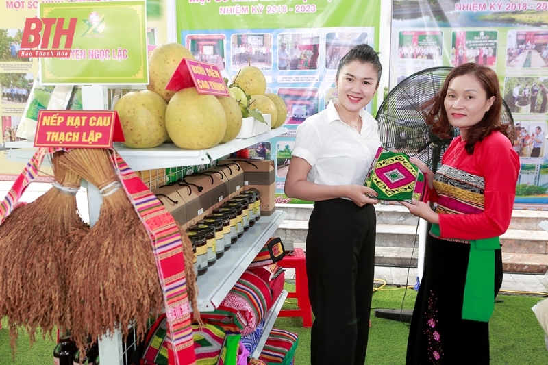 Nhiều sản phẩm nông nghiệp trưng bày tại Đại hội đại biểu Hội Nông dân tỉnh
