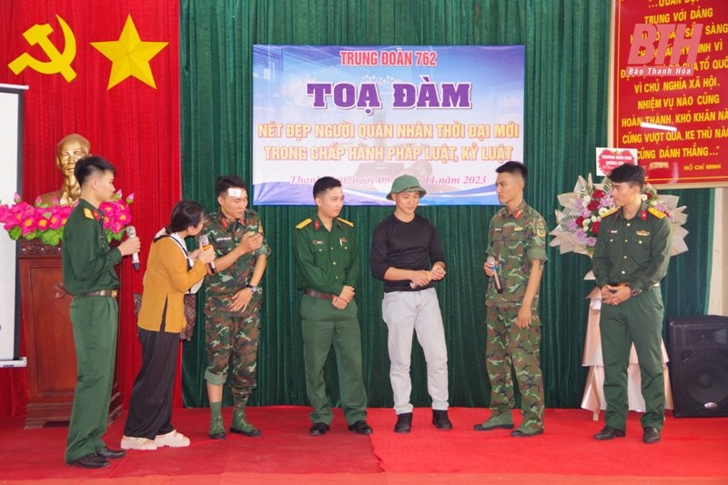 Trung đoàn 762 tọa đàm “Nét đẹp người quân nhân thời đại mới trong chấp hành pháp luật, kỷ luật”