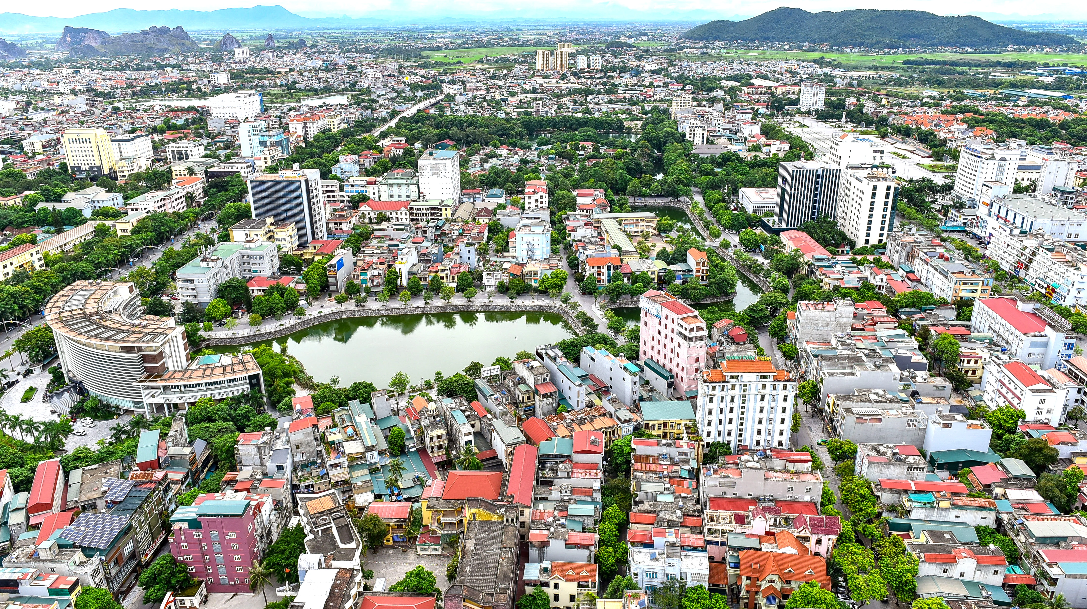 [E-Magazine] - Nghị quyết của Ban Chấp hành Đảng bộ tỉnh Thanh Hóa về phương hướng, nhiệm vụ năm 2024