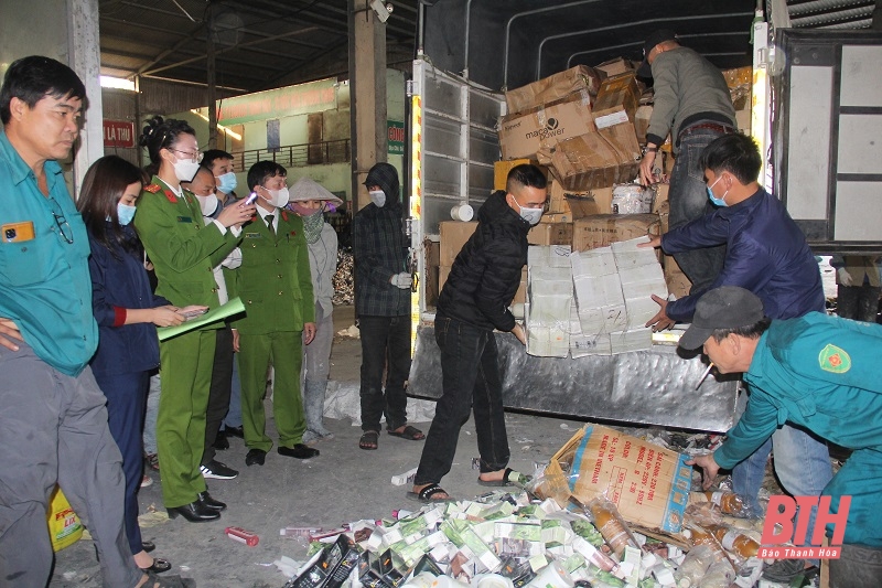 Thanh Hóa mở đợt cao điểm chống buôn lậu, gian lận thương mại và hàng giả dịp Tết Nguyên đán Giáp Thìn 2024