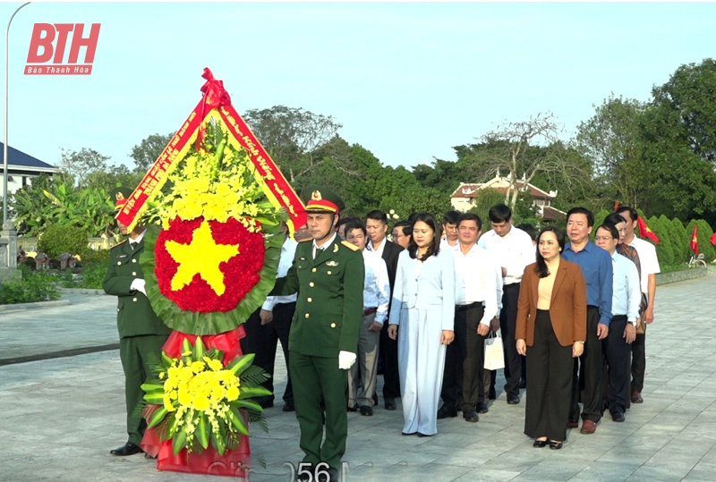 Các địa phương kết nghĩa của TP Đà Nẵng thăm và làm việc tại huyện Quảng Xương