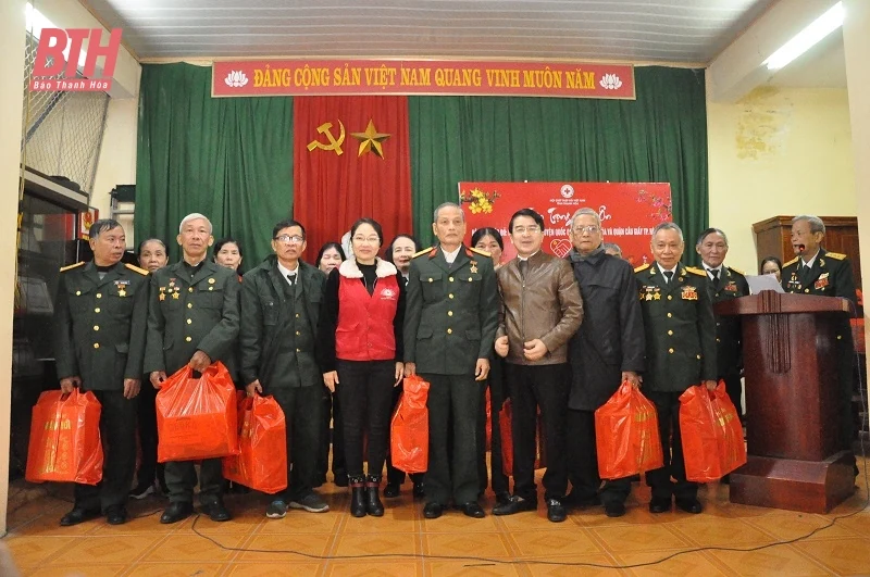Ấm áp chương trình “Tết nhân ái - Xuân Giáp Thìn 2024”