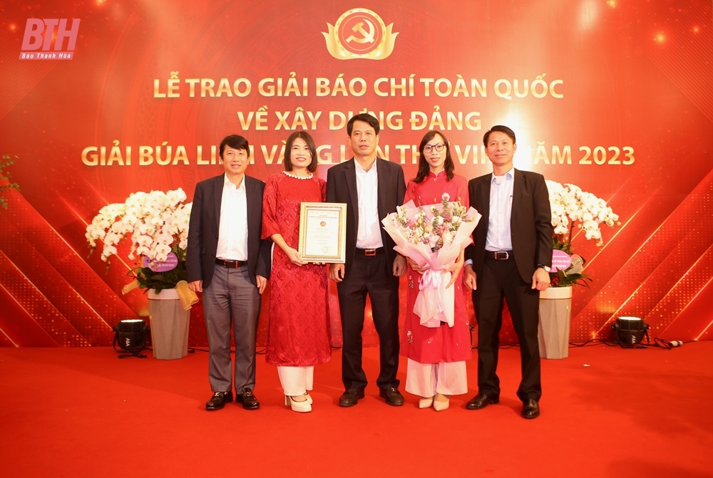 Công bố và trao giải Búa Liềm vàng lần thứ VIII - năm 2023: Báo Thanh Hóa đoạt giải chuyên đề