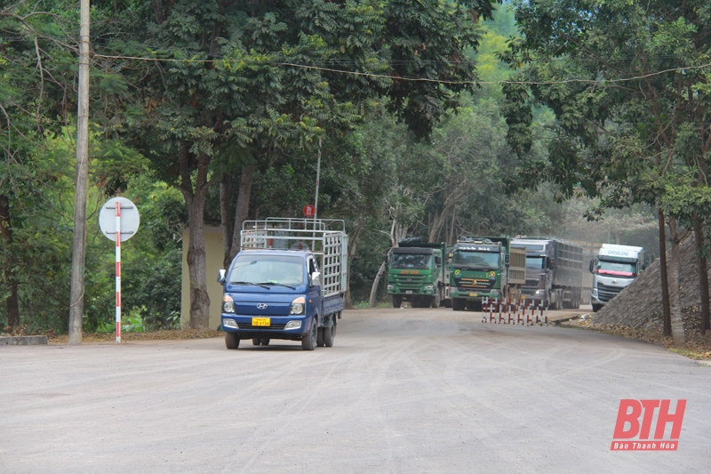 Tăng cường kiểm soát người, phương tiện, hàng hóa qua cửa khẩu quốc tế Na Mèo dịp Tết