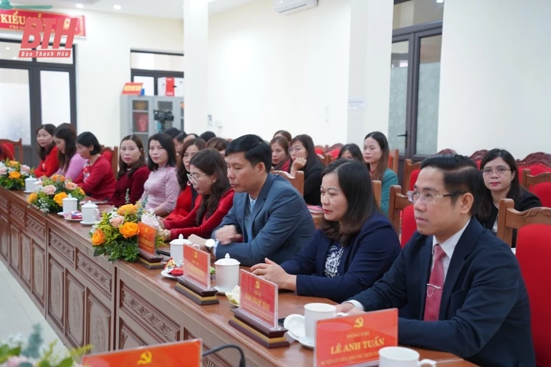 Như Xuân gặp mặt cán bộ nữ lãnh đạo, quản lý