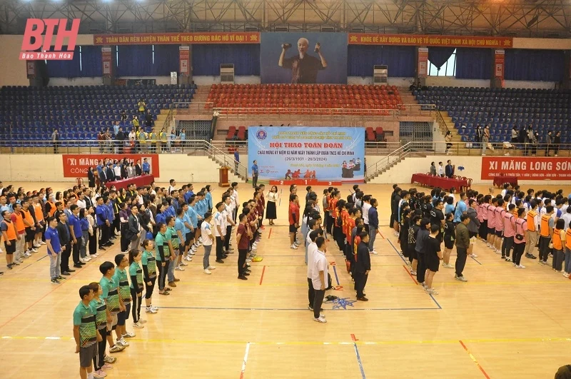 Sôi nổi hội thao chào mừng tháng thanh niên