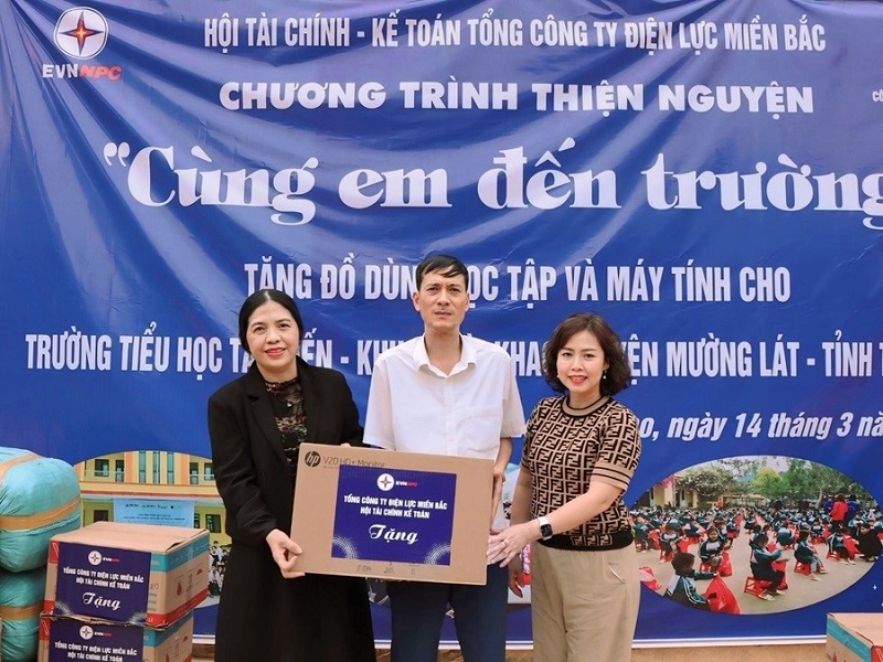 Trao niềm tin - Gửi yêu thương đến các điểm trường khó khăn vùng cao