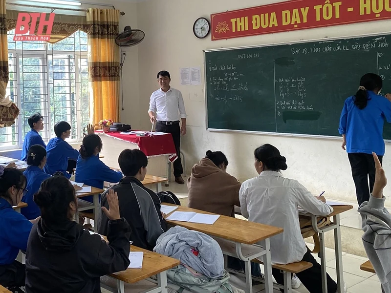 Làng học sinh: Nơi chắp cánh những ước mơ vượt núi