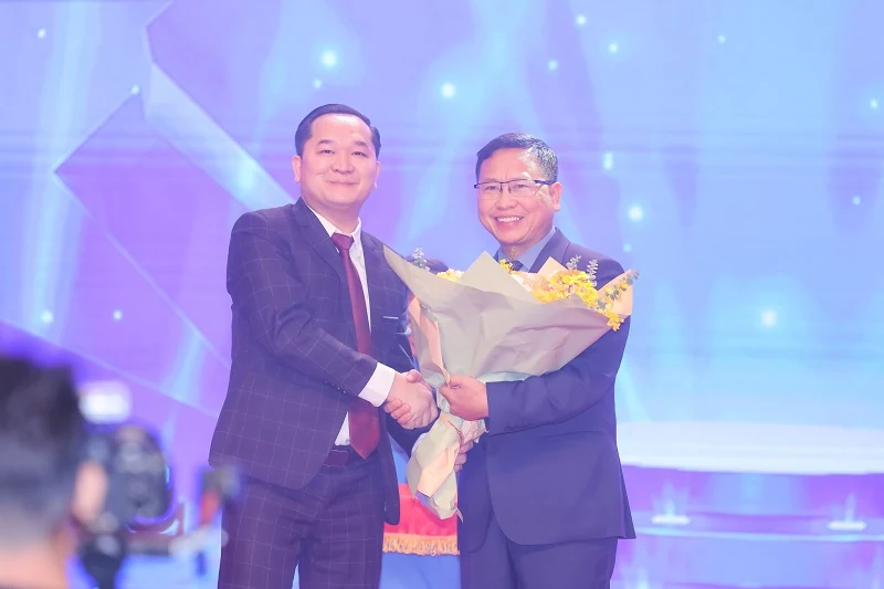 Hệ thống Anh ngữ Quốc tế Ocean Edu chào mừng lễ kỷ niệm 17 năm - Hành trình giúp hàng triệu người Việt giỏi tiếng Anh