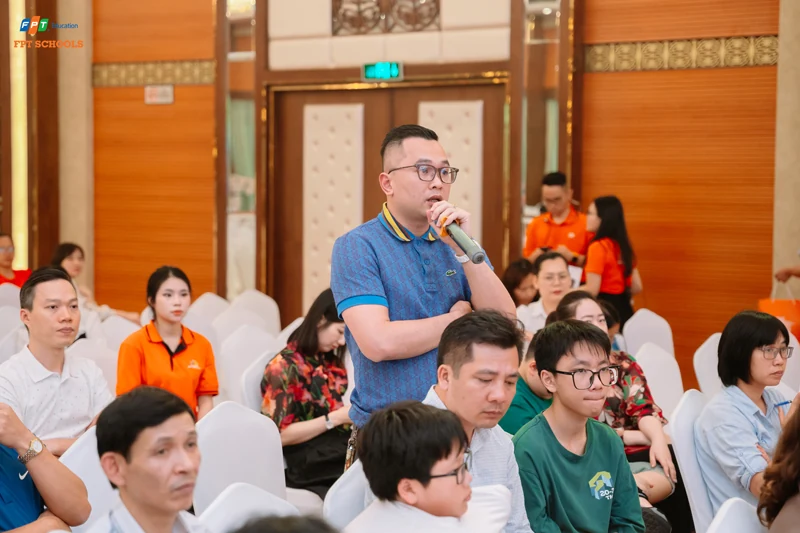Hơn 500 phụ huynh, học sinh tham gia Hội thảo “Hiểu đúng - Quyết định đúng” của FPT School Thanh Hoá