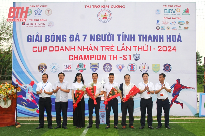 Khởi tranh Giải Bóng đá 7 người tỉnh Thanh Hóa - Cup Doanh nhân trẻ lần thứ nhất - năm 2024