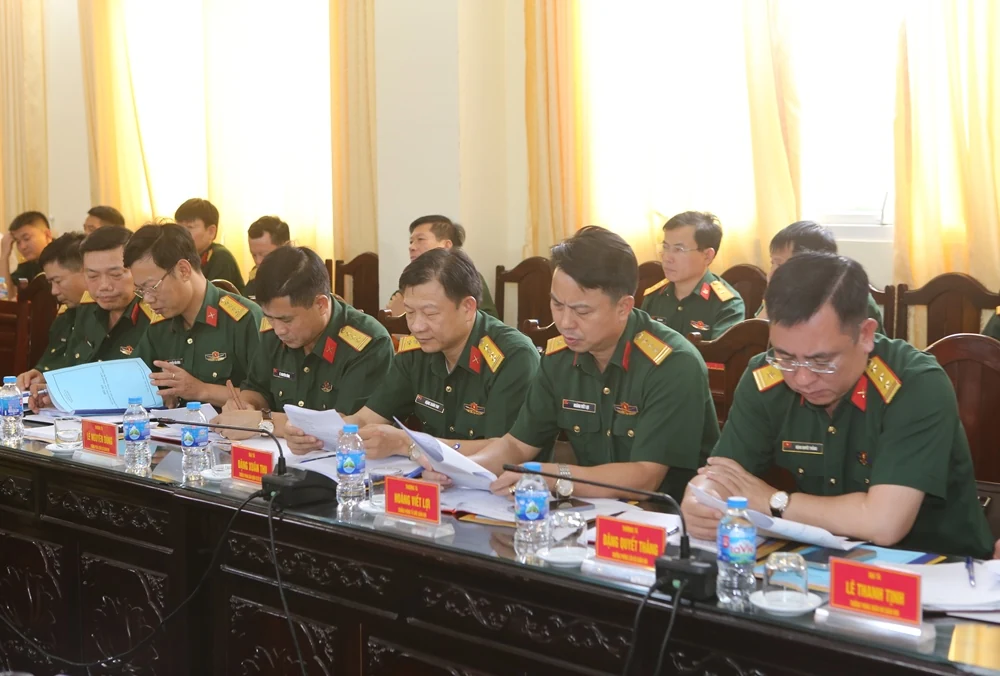 Bàn giao chức vụ Chỉ huy trưởng Bộ Chỉ huy Quân sự tỉnh Thanh Hóa