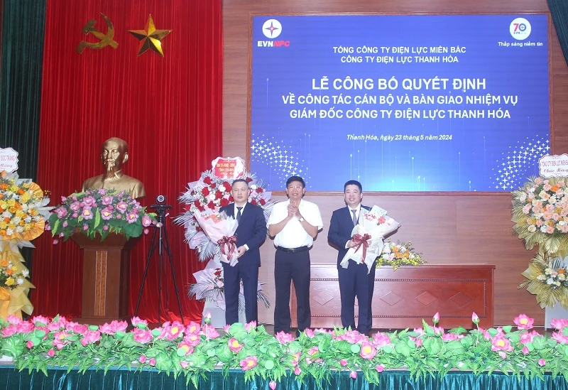 Công bố và trao Quyết định bổ nhiệm Giám đốc Công ty Điện lực Thanh Hóa