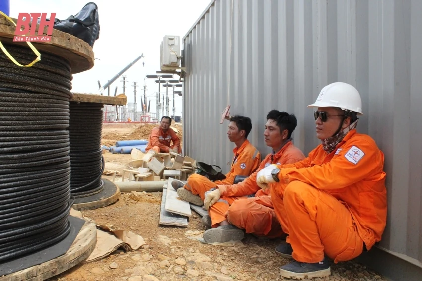 Vượt nắng nóng, khẩn trương thi công Trạm biến áp 500kV Thanh Hóa