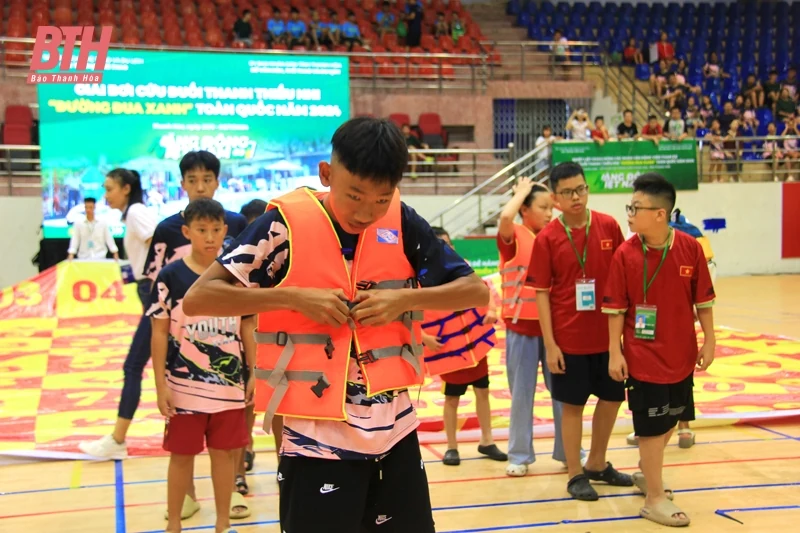 Khai mạc Giải bơi cứu đuối thanh thiếu nhi “Đường đua xanh” toàn quốc năm 2024