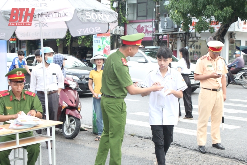 Gần 39.000 thí sinh Thanh Hóa bước vào môn thi đầu tiên kỳ thi tốt nghiệp THPT năm 2024