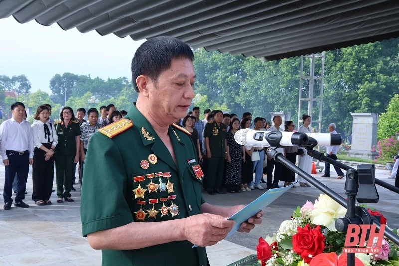 Dâng hương tưởng nhớ cá cược bóng đá m88 Anh hùng liệt sỹ và tri ân cá cược bóng đá m88 doanh nhân cựu chiến binh