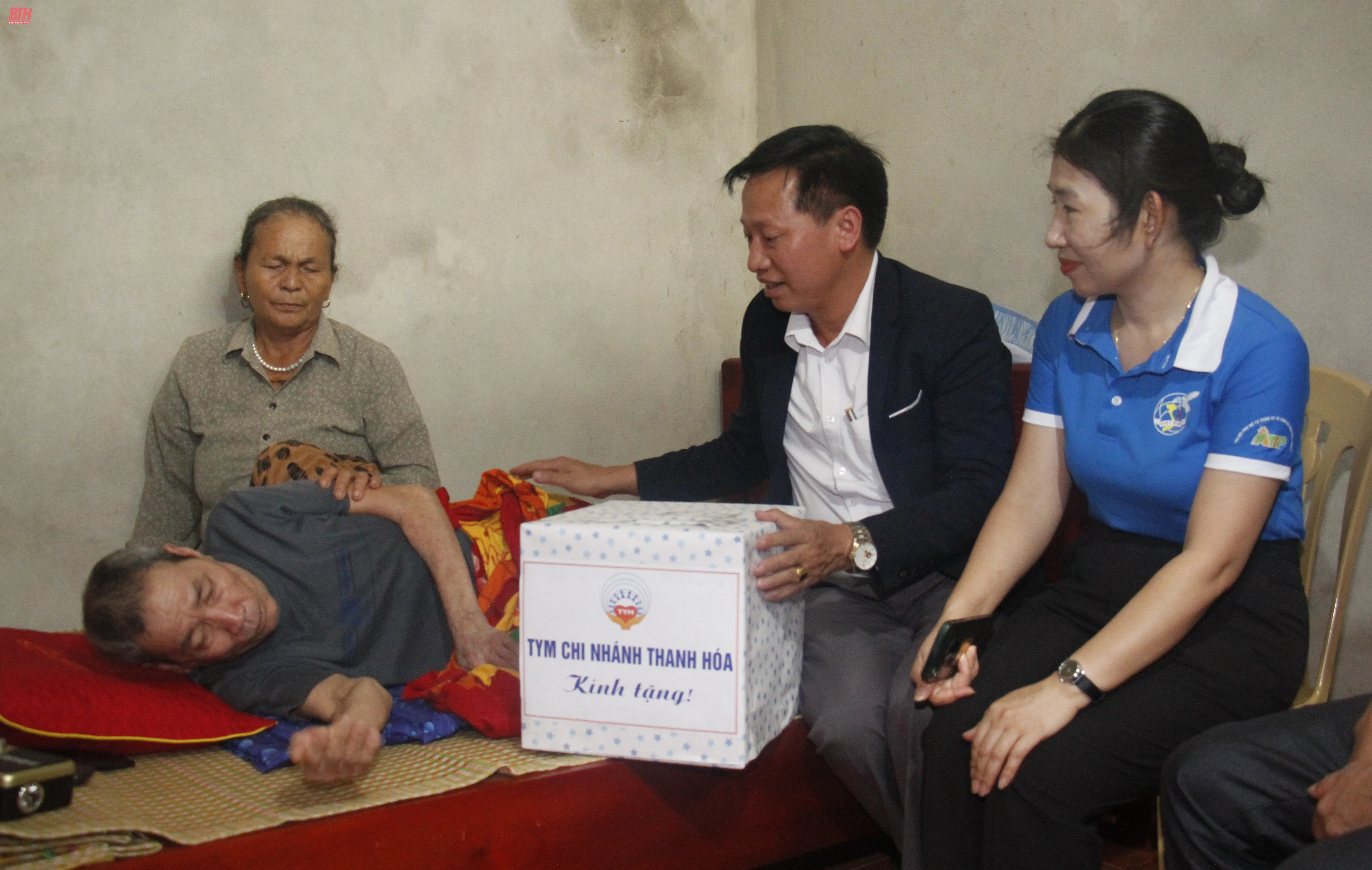 TYM Chi nhánh Thanh Hóa tặng quà tri ân Mẹ Việt Nam Anh hùng và các gia đình thương binh, liệt sỹ