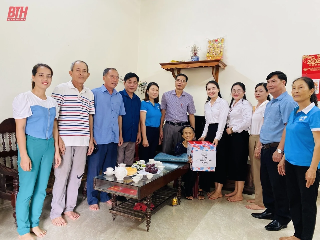 TYM Chi nhánh Thanh Hóa tặng quà tri ân Mẹ Việt Nam Anh hùng và các gia đình thương binh, liệt sỹ