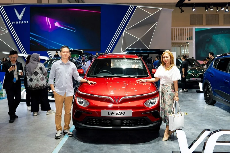 VF e34 chính thức tới tay khách hàng Indonesia