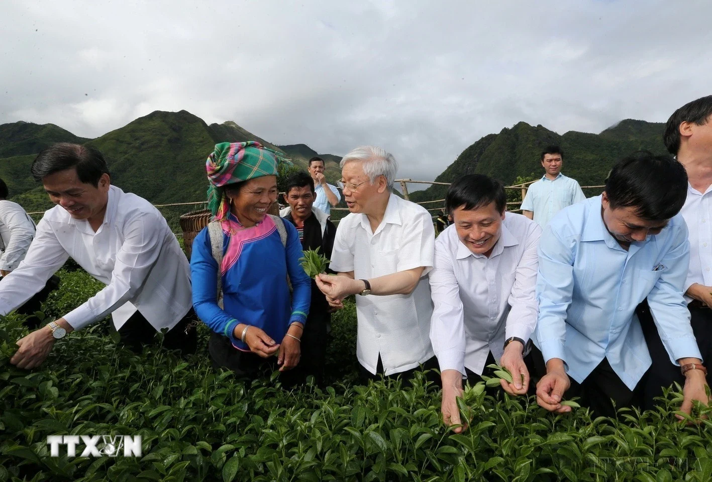 Tổng Bí thư Nguyễn Phú Trọng - Nhà lãnh đạo mẫu mực, “Tổng tư lệnh của lòng dân”