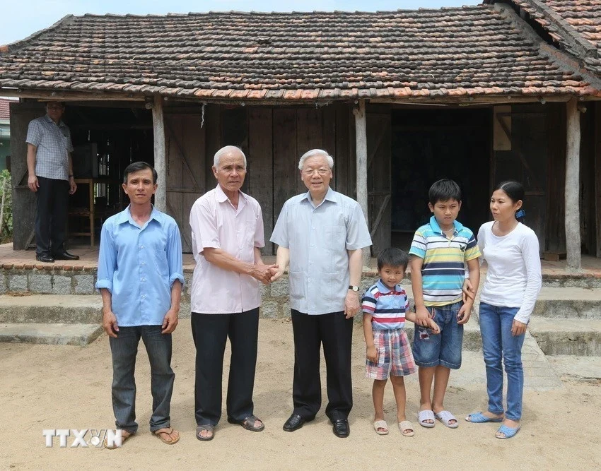 Tổng Bí thư Nguyễn Phú Trọng - Nhà lãnh đạo mẫu mực, “Tổng tư lệnh của lòng dân”