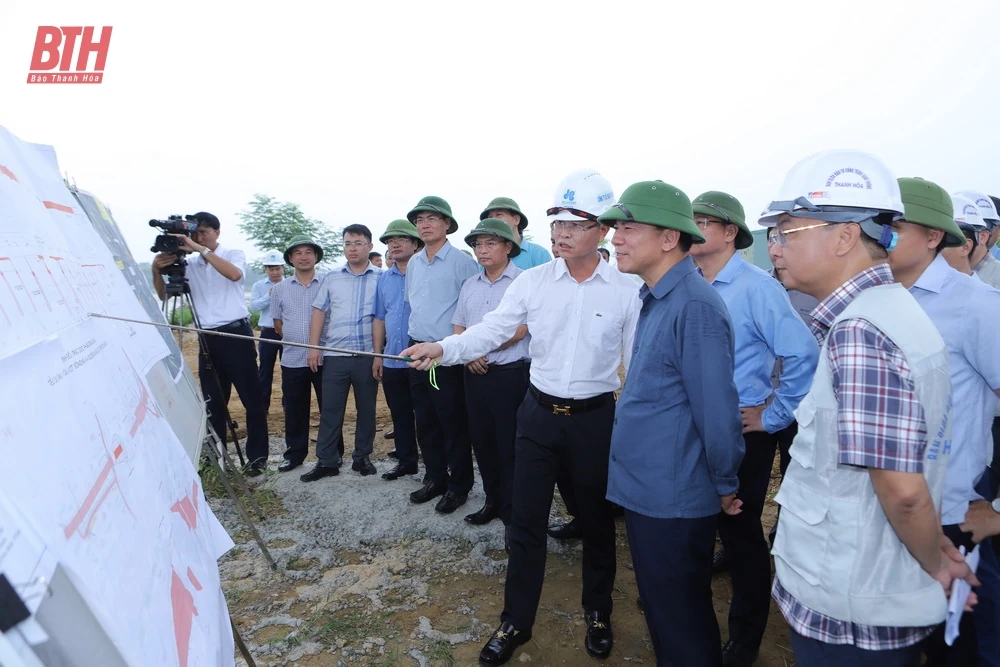 Bí thư link m88 Đỗ Trọng Hưng kiểm tra các công trình trọng điểm tại huyện Hoằng Hóa và Nga Sơn