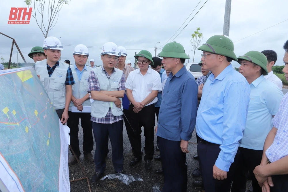 Bí thư link m88 Đỗ Trọng Hưng kiểm tra các công trình trọng điểm tại huyện Hoằng Hóa và Nga Sơn